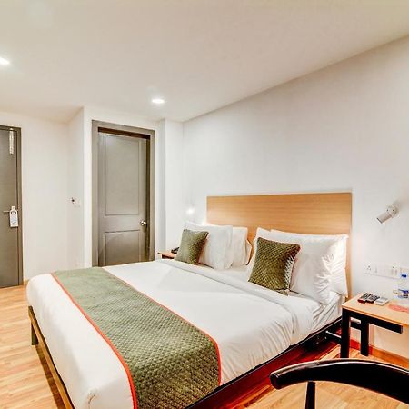 Oyo Townhouse 104 Koramangala Maharaja Signal Hotel Bangalore Eksteriør billede
