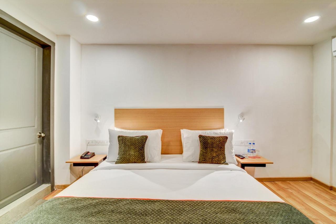 Oyo Townhouse 104 Koramangala Maharaja Signal Hotel Bangalore Eksteriør billede