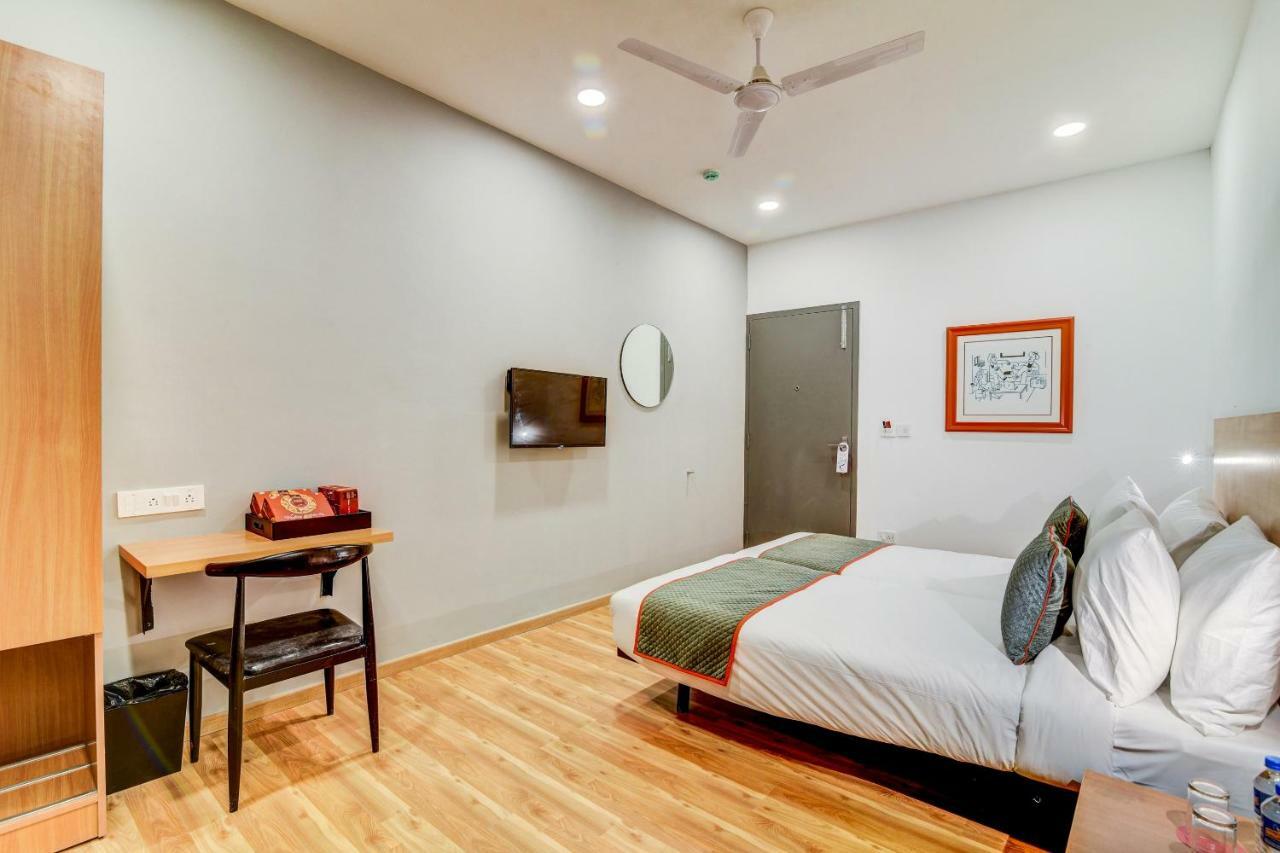 Oyo Townhouse 104 Koramangala Maharaja Signal Hotel Bangalore Eksteriør billede