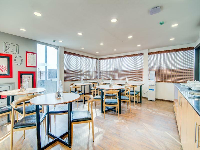 Oyo Townhouse 104 Koramangala Maharaja Signal Hotel Bangalore Eksteriør billede